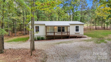 6310 Four Knights Ln, Clover, SC 29710 - photo 4