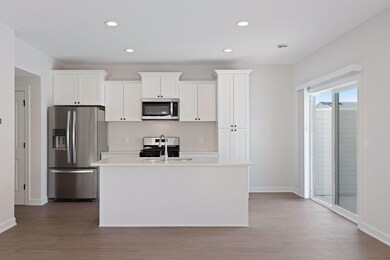 628 Franklin St, Roberts, WI 54023 - photo 5