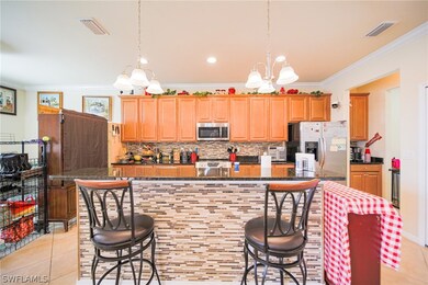 Kitchen Bar
