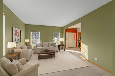 2532 Sagamore Cir, Aurora, IL 60503 - photo 5