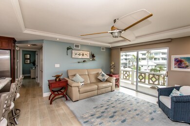 Upper level Living area