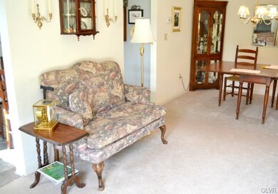 4242 Belmont Cir, Whitehall, PA 18052 - photo 7