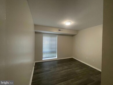 6145 Leesburg Pike unit 105, Falls Church, VA 22041 - photo 7