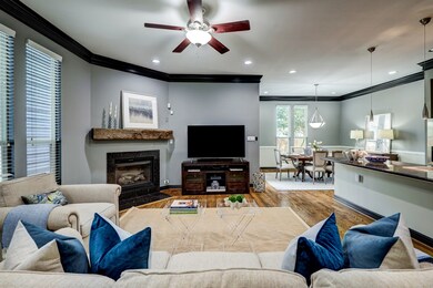 3414 Garden Shadow Ln, Houston, TX 77018 - photo 5