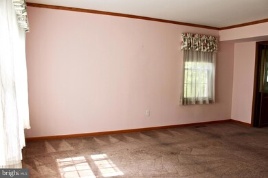 1615 Windsor Ct unit 1615, Lansdale, PA 19446 - photo 6