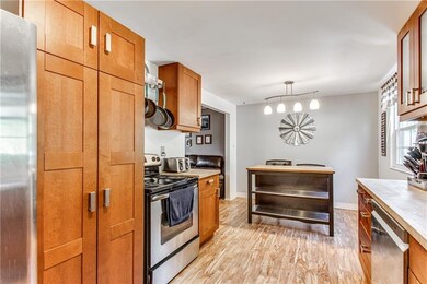 Kitchen alternate view