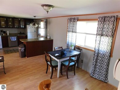 2913 W Lakeside Dr, West Branch, MI 48661 - photo 7