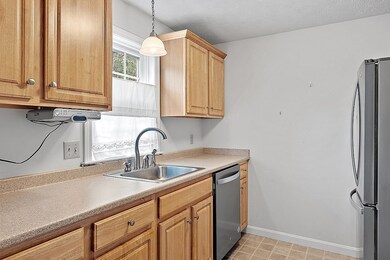 16 Patriot Rd unit 16, Fitchburg, MA 01420 - photo 4