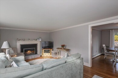 03-Living Room