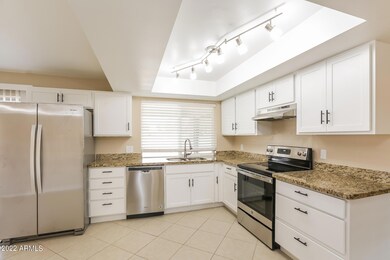 3710 W Mission Ln, Phoenix, AZ 85051 - photo 7