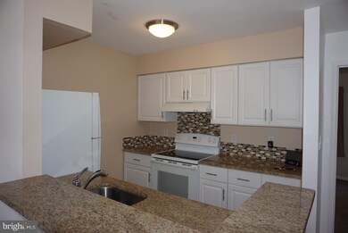 5833 Orchard Hill Ct unit 5833, Clifton, VA 20124 - photo 7