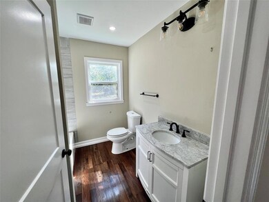 318 W Fairview St, Sherman, TX 75092 - photo 5