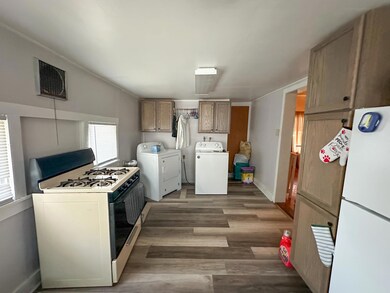 602 Vincil St, Moberly, MO 65270 - photo 6