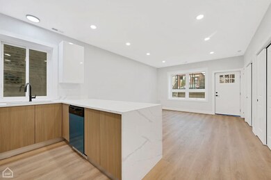 2626 W 21st St unit 2, Chicago, IL 60608 - photo 2