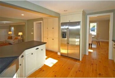 44 Bromfield St, Newburyport, MA 01950 - photo 5