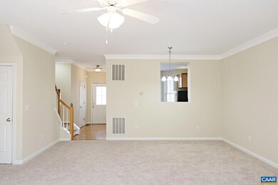 113 Melbourne Park Cir unit D, Charlottesville, VA 22901 - photo 2