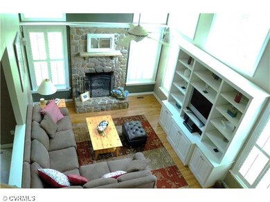 Den/Family/Great Room - Spacious and light-filled,