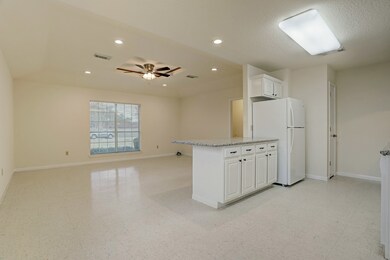 16711 N Wayne Ln unit 1, Pearland, TX 77584 - photo 6