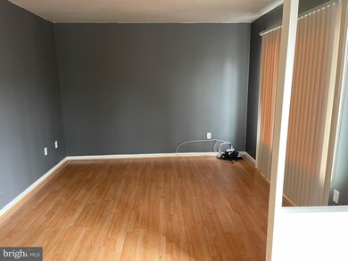 11317 Laurelwalk Dr, Laurel, MD 20708 - photo 2