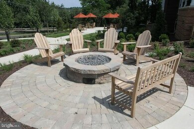 Enclave unit 306, Fairfax, VA 22031 - photo 4