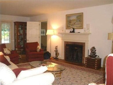 48 Dana St, Amherst, MA 01002 - photo 5