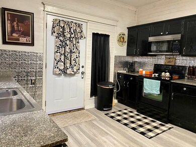 203 S Curran Ave, Picayune, MS 39466 - photo 7