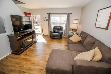 4654 Orwell Dr - 9