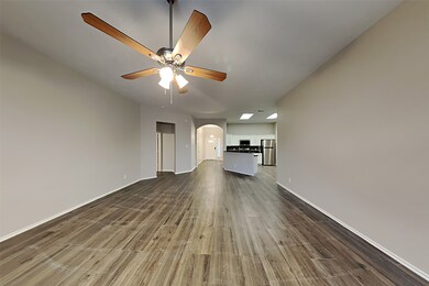 5409 Balmorhea Dr, Pearland, TX 77584 - photo 3