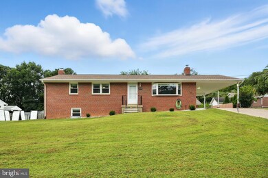 10725 E Crestview Ln, Laurel, MD 20723 - photo 5