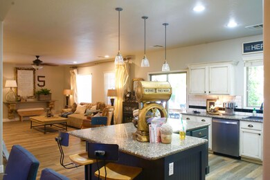 Kitchen / great room view