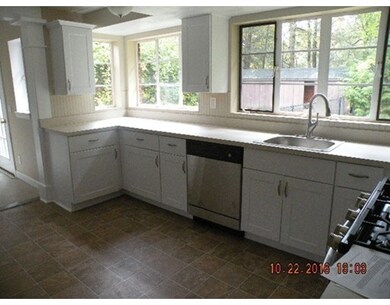 88 Highland View St, Westfield, MA 01085 - photo 2