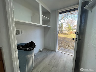 303 Methow St, Wenatchee, WA 98801 - photo 7