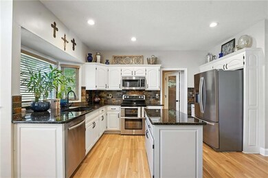 5517 W 153rd St, Overland Park, KS 66223 - photo 5