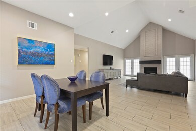 10327 Burgoyne Rd, Houston, TX 77042 - photo 3