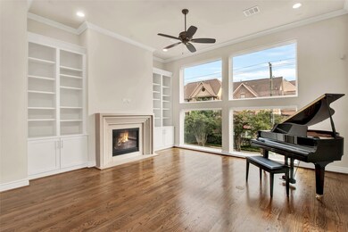 2029 Vermont St, Houston, TX 77019 - photo 2