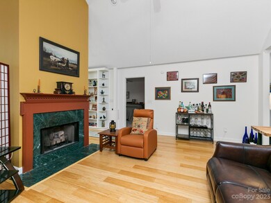 207 Forrestwood Ct, Hendersonville, NC 28792 - photo 6