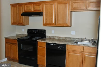 2728 Crestwick Place, District Heights, MD 20747 - photo 3