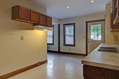 253_Lansing-7