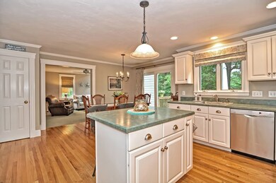 8 Vose Ln, East Walpole, MA 02032 - photo 2