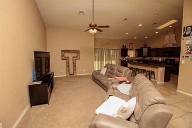 3884 S J Edward Dr, Yuma, AZ 85365 - photo 6