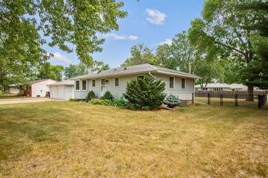 10508 Rhode Island Ave N, Brooklyn Park, MN 55445 - photo 3