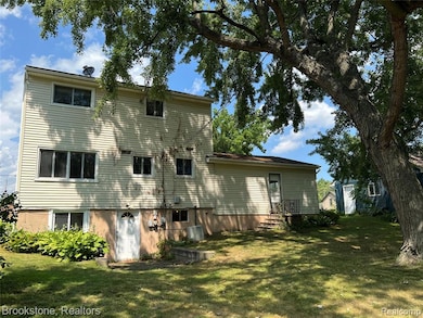 400 E Flint St, Lake Orion, MI 48362 - photo 2