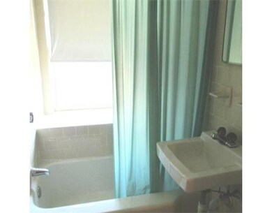 86 Wrentham St, Dorchester Center, MA 02124 - photo 7