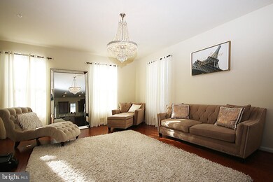 11512 Sulphur Hills Place W, White Plains, MD 20695 - photo 2