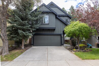 19442 Hollygrape St, Bend, OR 97702 - photo 4