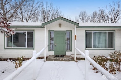 715 Locust St, Omak, WA 98841 - photo 5