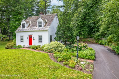 913 Morgan Ave, Schenectady, NY 12309 - photo 2