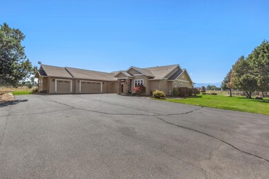 18929 Couch Market Rd, Bend, OR 97703 - photo 7