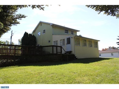 2016 Richmond Rd, Easton, PA 18040 - photo 4