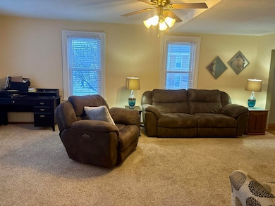 601 W Broadway St, Decorah, IA 52101 - photo 2